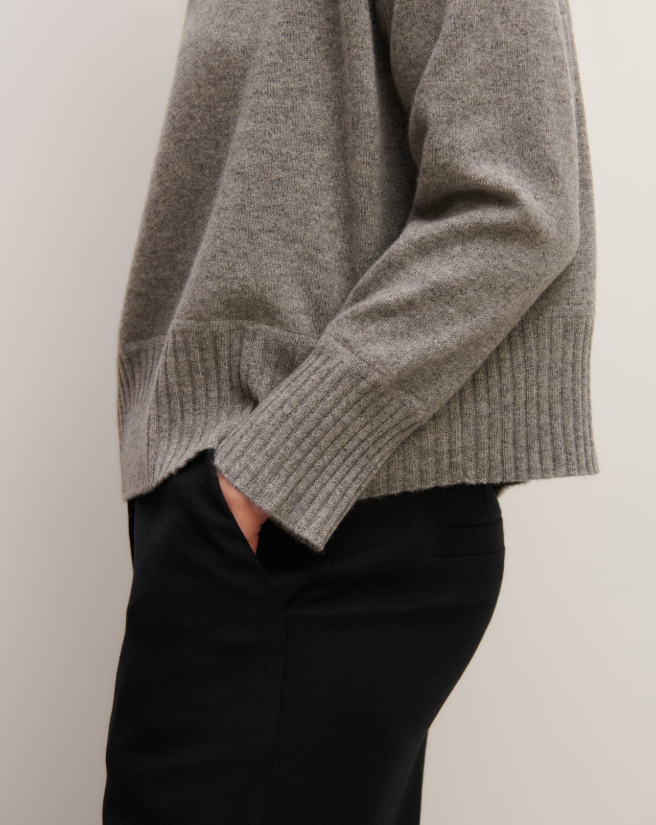 Pull col rond oversized-GRIS METEORITE-70% cachemire 30% soie